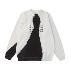 Maison Margiela MM6 Classic Sweatshirt