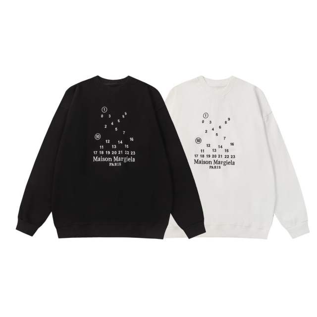 Maison Margiela MM6 Classic Sweatshirt Black White