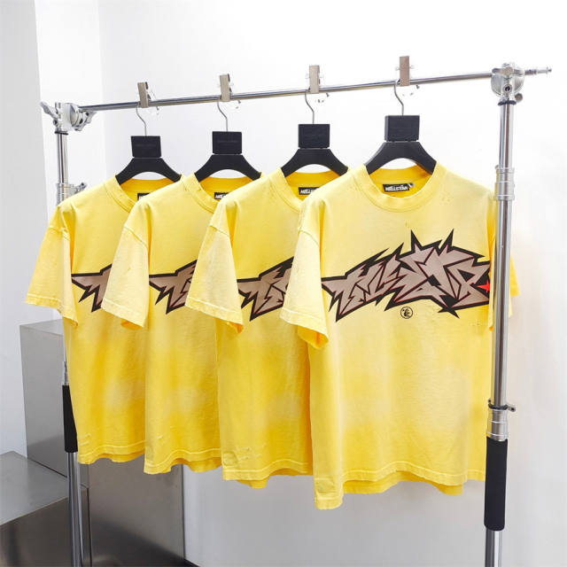 1:1 quality version Hellstar Broken Letter Red Star Washed Yellow Torn tee with NFC tag (Physical Chip)
