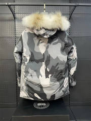 Canada G**se Down Expedition Puffer Jacket YKK Zipper