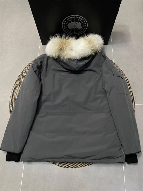 Canada G**se Down Expedition Puffer Jacket YKK Zipper