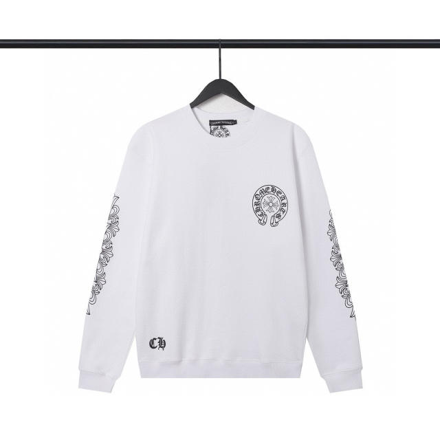 CH Los Angeles Excluisve Long-Sleeve Crewneck Sweatshirt Black White