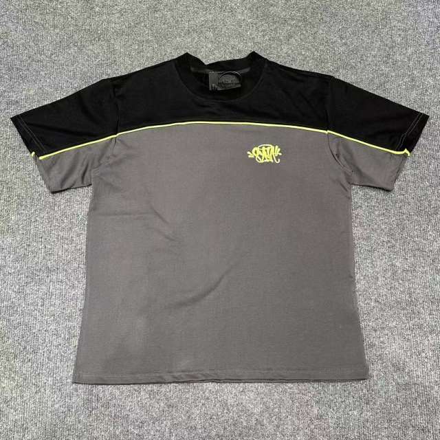 Syna World Drill Style Logo T-Shirt