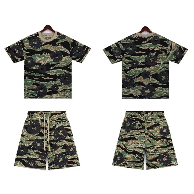 DENIM TEARS PINK CAMO COTTON WREATH T-SHIRT SHORTS SET