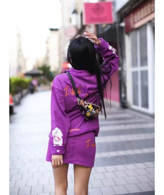 1:1 quality CH Graffiti Collection Purple Long Sleeve T-Shirt & skirt set