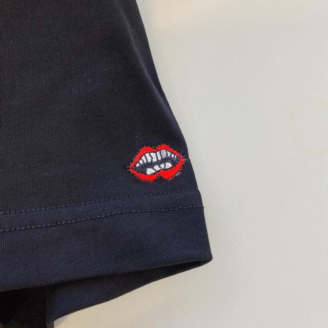 1:1 quality CH Pink lettering Banner tee black