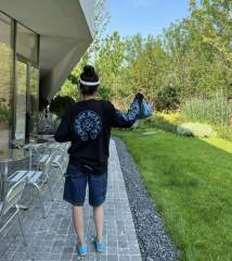 1:1 quality CH Blue horseshoe flower arm long sleeve T-shirt