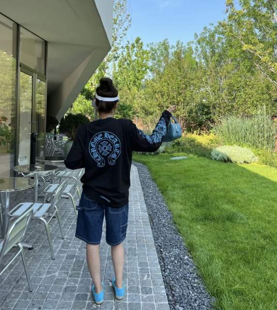 1:1 quality CH Blue horseshoe flower arm long sleeve T-shirt