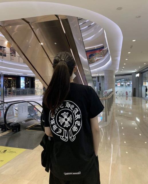 1:1 quality CH Front and back horseshoe cross print Tee 2 colors