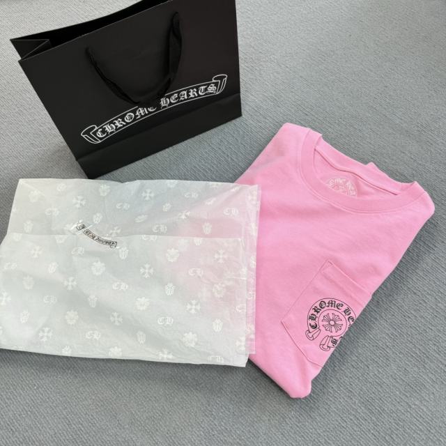 1:1 quality CH Pink Big Horseshoe Sanskrit Letter Sleeve Arm Cross Long Sleeve T-shirt