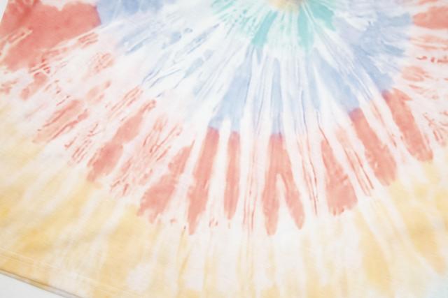 Retro rainbow spiral tie-dye Washed Print tee