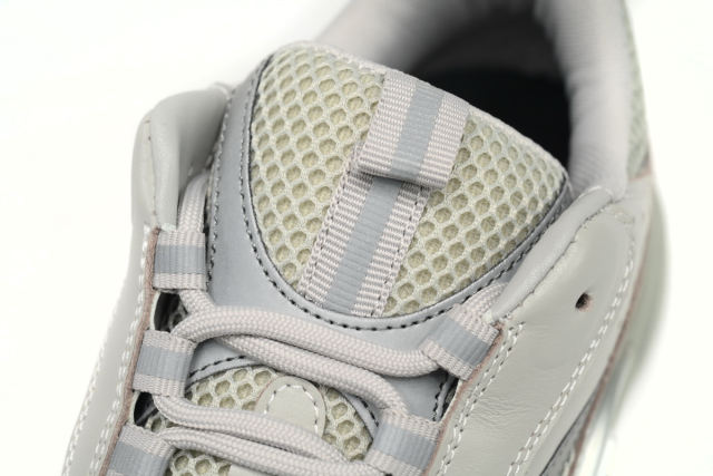 D Triple Grey 3SN231YKA804