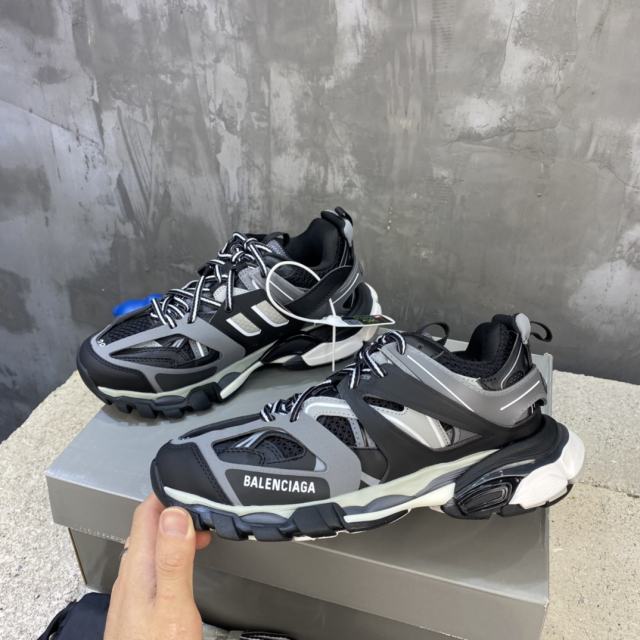 1:1 quality version High Street Hiking Mesh Casual Sneakers 2 colors