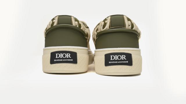 D Sneaker Khaki Smooth Calfskin Oblique Raised Embroidery 3SN303ZYQ_H681