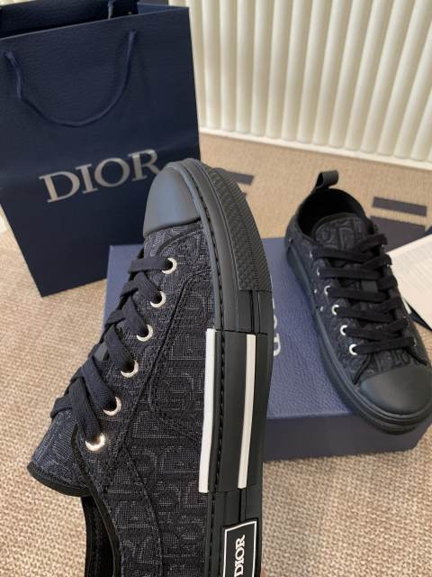 1:1 quality version B23 Classic Oblique Print Low Top Board Shoes 2 colors