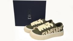 D Sneaker Khaki Smooth Calfskin Oblique Raised Embroidery 3SN303ZYQ_H681