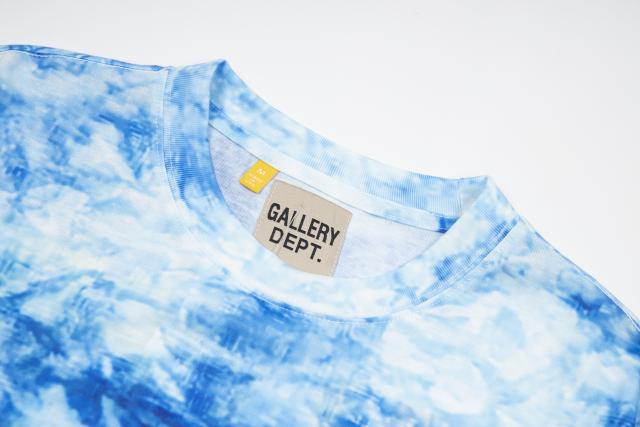 Retro deep blue tie-dyed rainbow letter washed printed tee