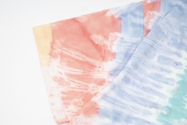 Retro rainbow spiral tie-dye Washed Print tee