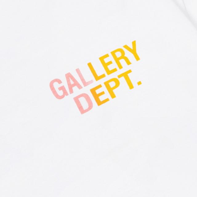Retro embossed gradient logo Washed Print tee
