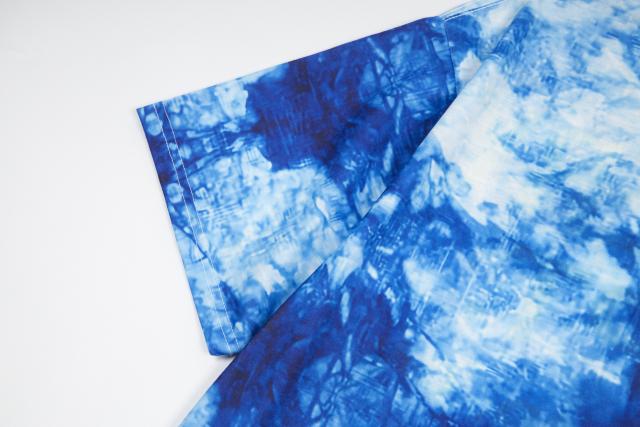 Retro deep blue tie-dyed rainbow letter washed printed tee