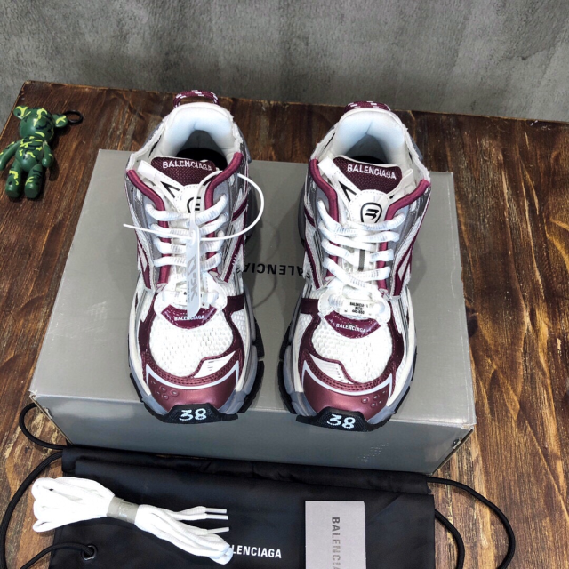 1:1 quality Runner Sneaker 'Burgundy' Shoes