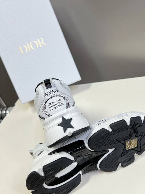 1:1 quality version Mesh cowhide leather patchwork embroidered logo sneakers 7 colors