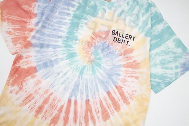 Retro rainbow spiral tie-dye Washed Print tee