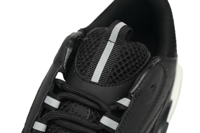 D Black 3SN231ZHM_H960