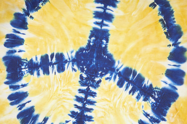 Retro tie-dyed colorful effect washed printed tee