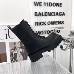 1:1 quality version Rhino Horn Martin Boots