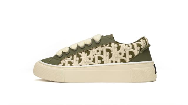 D Sneaker Khaki Smooth Calfskin Oblique Raised Embroidery 3SN303ZYQ_H681