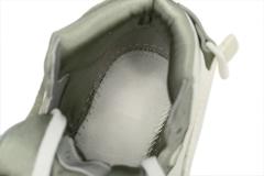 D High Gray White 3SH132ZIR_H165