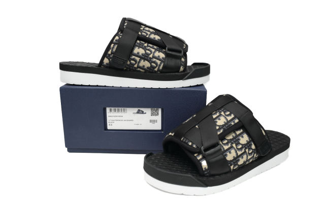 D  Alpha Sandal Oblique 3SA081YXV_H961
