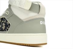 D High Gray White 3SH132ZIR_H165