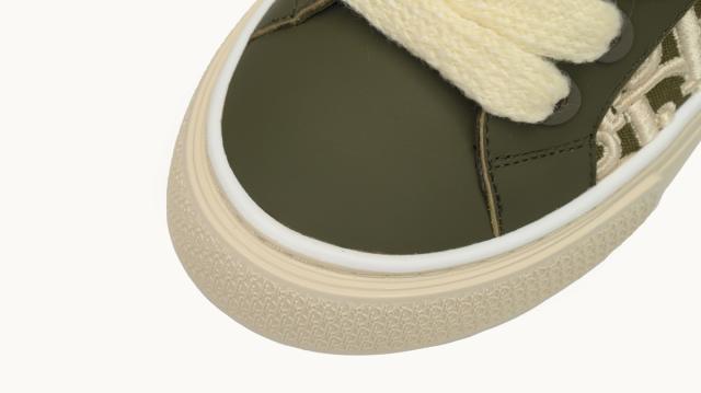 D Sneaker Khaki Smooth Calfskin Oblique Raised Embroidery 3SN303ZYQ_H681