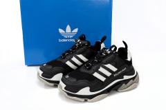 A  x B Triple S Black And White 712764 W2ZB2 1090