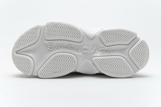 B Triple S Black Grey 584088 W06E2 1769