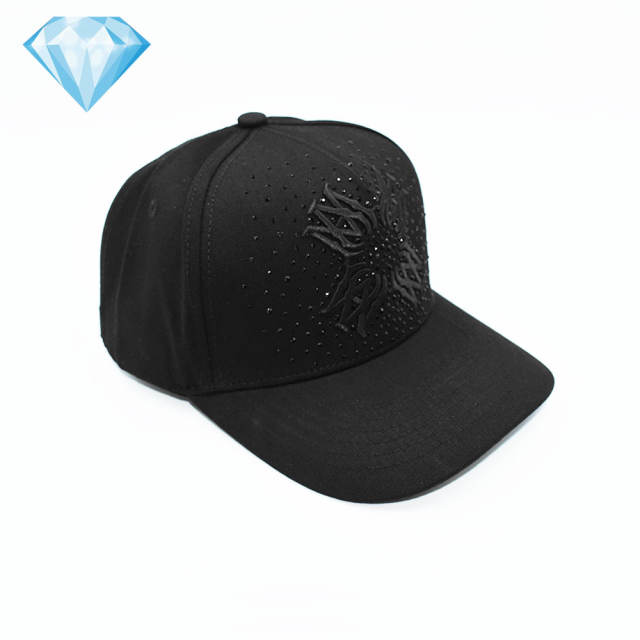 Amir* Adjustable Quad crystal cap 4 colors