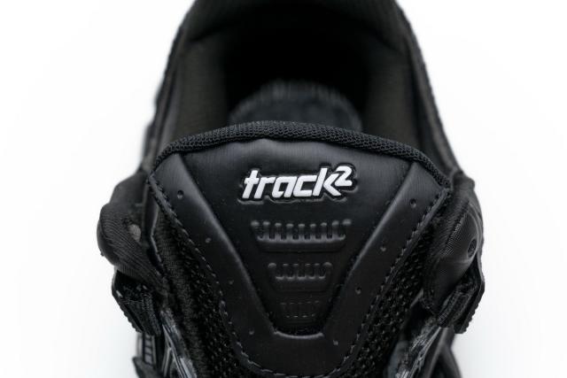 B Track.2 Sneaker Black 570391 W2GN1 1000