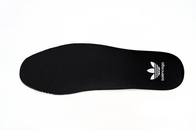 A  x B Triple S Black And White 712764 W2ZB2 1090