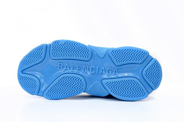 A  x B Triple S Blue White 712821W2ZB24090