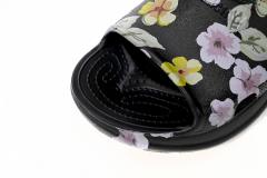 B x Crocs Pool Slide Sandals Grey Flower 677389W1S8G6556