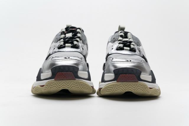 B Triple S Grey Silver 541624 W06E2 7320