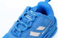 A  x B Triple S Blue White 712821W2ZB24090