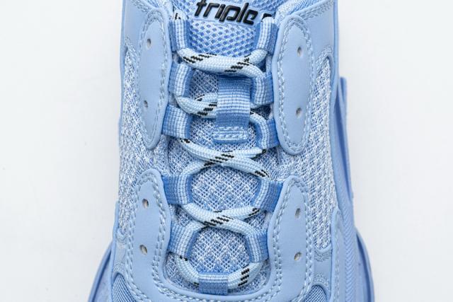 B Triple S Light Blue 524039 W2FW1 4800