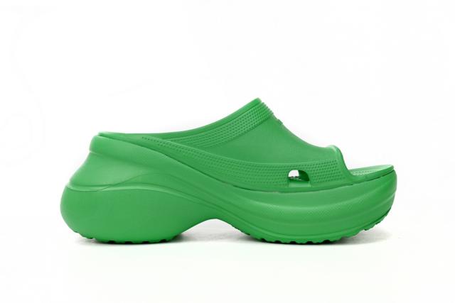 B x Crocs Pool Slide Sandals Green 677386W1S8E3033
