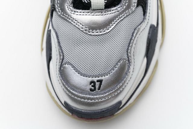 B Triple S Grey Silver 541624 W06E2 7320