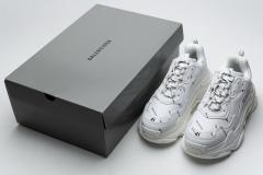 B Triple S White 524039 W06E2 2021
