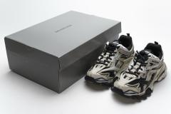 B Track.2 Sneaker Champagne Black 570391 W2GN9 2009