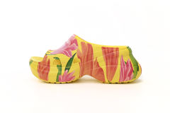 B x Crocs Pool Slide Sandals Tulip Print Multi 677389W1S8F7053